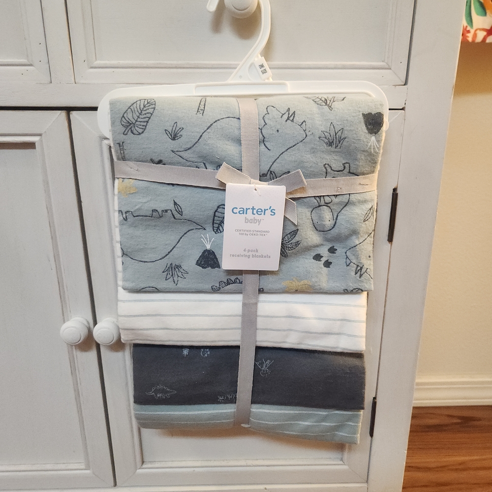 NWT Carter's Baby 4-Pack Receiving Blankets